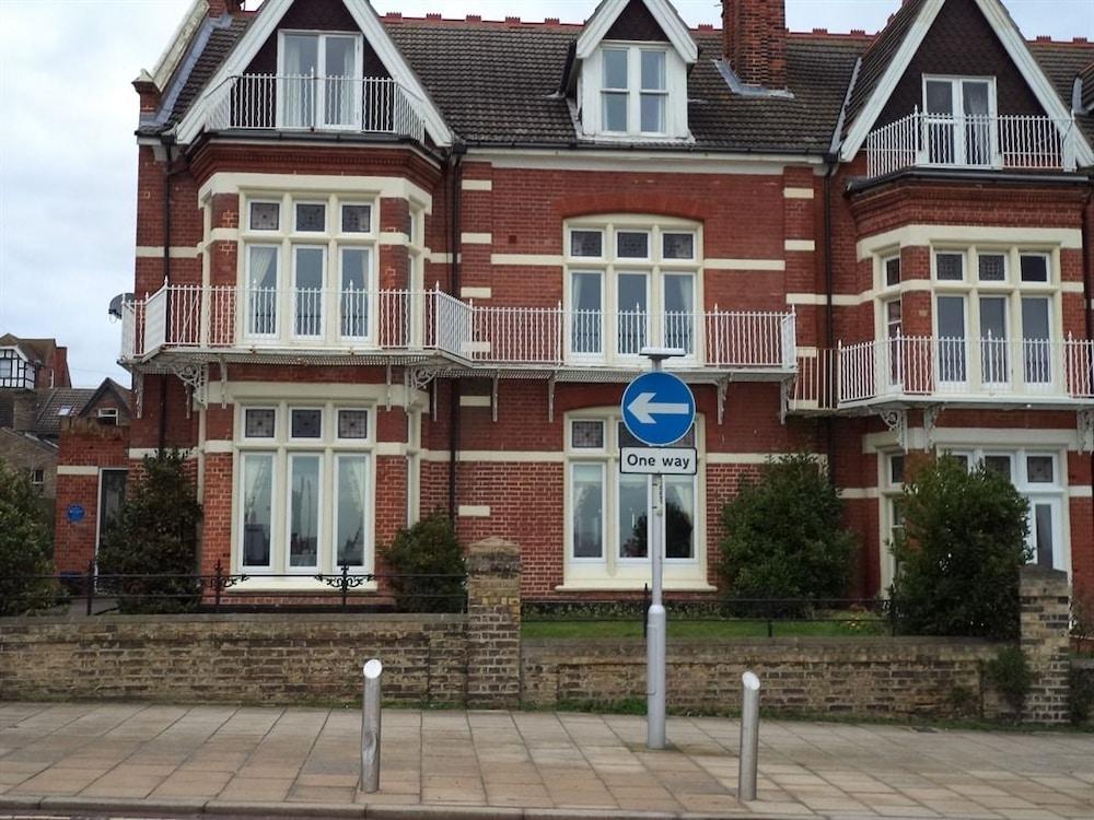 Britten House Lowestoft Zewnętrze zdjęcie